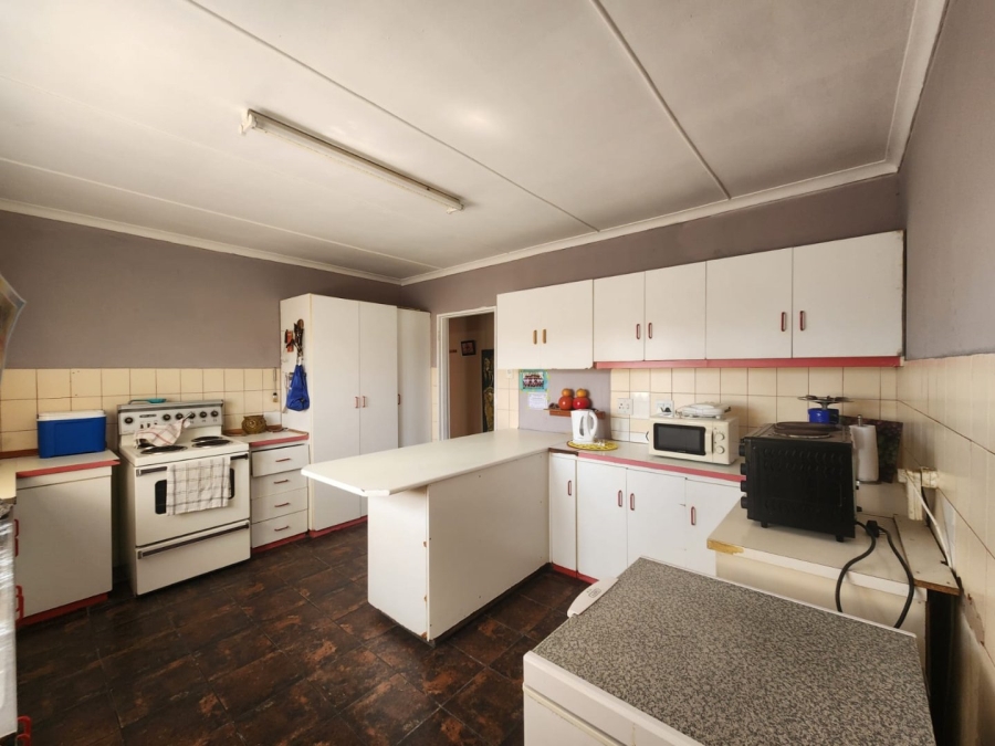 3 Bedroom Property for Sale in Delvillepark Western Cape